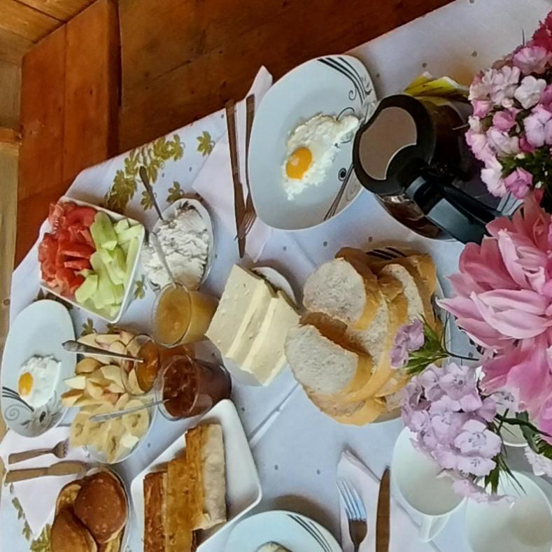 Guesthouse Leno Tsaldashi Экстерьер фото